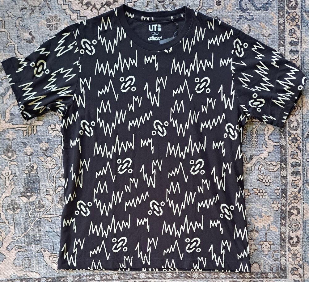 RARE HTF Uniqlo x Chemical Brothers Electronic Music NEW w/Tags Size Large